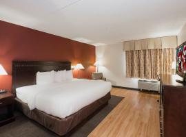 Red Roof Inn & Suites Mt Holly - McGuire AFB, hotel in Westampton Township