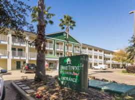 HomeTowne Studios by Red Roof Houston - Northwest, Hotel in Houston