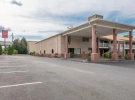 Red Roof Inn & Suites Rome