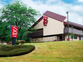 Red Roof Inn Boston - Southborough/Worcester, μοτέλ σε Southborough