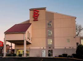 Red Roof Inn & Suites Philadelphia - Bellmawr, hotel com acessibilidade em Bellmawr