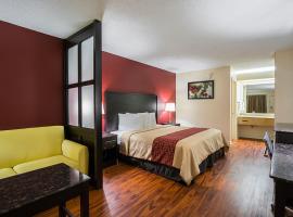 Red Roof Inn & Suites Scottsboro, motell i Scottsboro