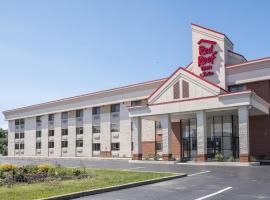 Red Roof Inn & Suites Cleveland - Elyria, hotel adaptado para personas discapacitadas en Elyria