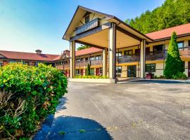 Red Roof Inn Helen，海倫的汽車旅館