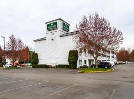 HomeTowne Studios by Red Roof Tacoma - Puyallup, motel din Puyallup