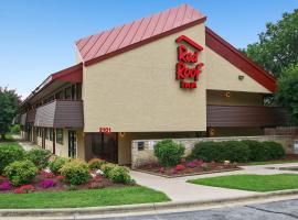 Red Roof Inn Greensboro Coliseum: Greensboro şehrinde bir motel