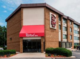 Red Roof Inn Raleigh Southwest - Cary, мотель в городе Кэри