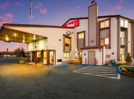 Ramada by Wyndham Medford Airport North, hotel in zona Rogue Valley International-Medford Airport - MFR, 