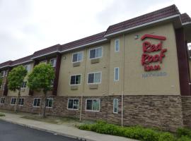 Red Roof Inn Hayward, отель в городе Хейуорд