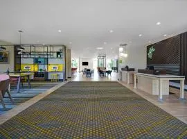 Holiday Inn Grand Rapids North - Walker by IHG