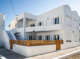 Thira Gold Suites