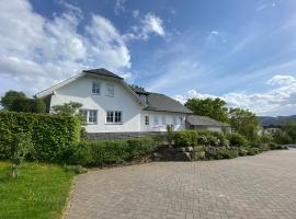 Villa Vahl, hotel in Schmallenberg