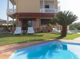 Elena Rooms & Apartments, holiday rental in Gerani Chanion