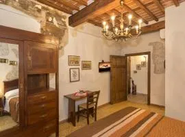 Due Borghi Guest House