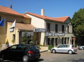 Hôtel Aïtone, hotel v destinaci Evisa
