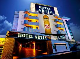 HOTEL Artia Nagoya (Adult Only)، فندق مع موقف سيارات في Kitanagoya