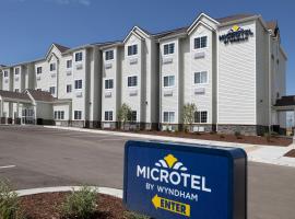 Microtel Inn & Suites by Wyndham Loveland, hótel í Loveland