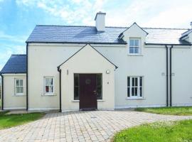 Country View, Holiday Home Dungarvan, Waterford - 3 Bedrooms Sleeps 6, hotel with parking in Dungarvan