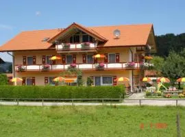 Dangl GbR, Gästehaus Sonnenhof - inkl. Chiemgau Karte