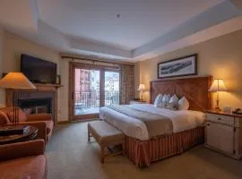Slopeside Studio Unit with Kitchenette condo