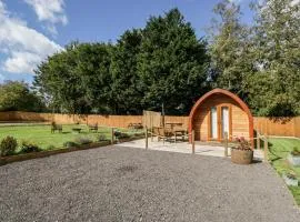 Halmore Pod