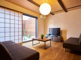 Kuromon House