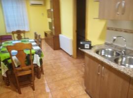 Apartaments la Fabrica, Unterkunft in Horta de San Joan