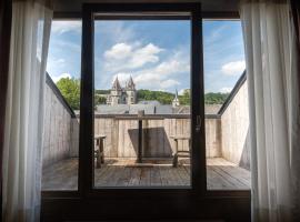 Les chambres du 7 by Juliette - Maison Caerdinael, guest house in Durbuy