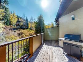 West Vail Condo Retreat, помешкання для відпустки у місті Вейл