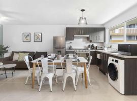 Suite lujo y comodidad 150MB Home Office Céntrico El Prado C12, hotel in Casa Blanca La Corregidora