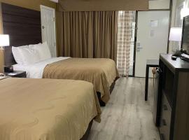 Quality Inn Branson - Hwy 76 Central, hotel in Branson