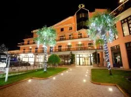 Demy Hotel