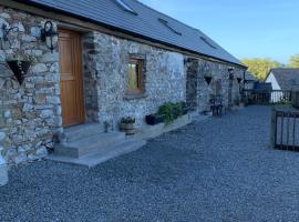 The Reindeer Retreat Daisy Double, vacation rental in Carmarthen
