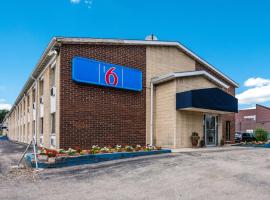 Motel 6-Madison, WI - East, hotel in Madison