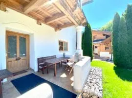 Dorfchalets & Apartments - perfect for couples - in Kaprun centre including TauernSpa and SummerCard