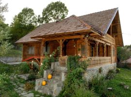 La sat, hotel en Bertea