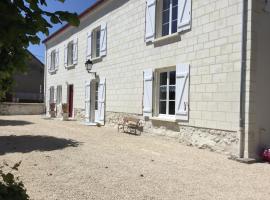 Les tilleuls de Mary, hôtel à Rillé près de : Château de Gizeux