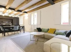 Casa Bocchi, Luxury apartment in Historical Palace