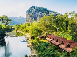 Viesnīca SpringRiver Resort pilsētā Ban O, netālu no apskates objekta ala Kong Lor