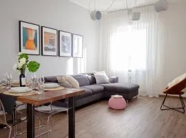Lucky Home Near Train Station and City center