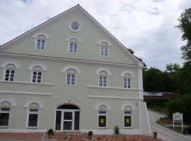 Pension Lechner, hotel em Vilsbiburg