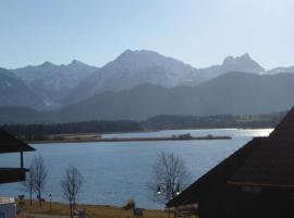 Gästehaus Guggomos "Das Allgäustyle", ubytování s možností vlastního stravování v destinaci Füssen