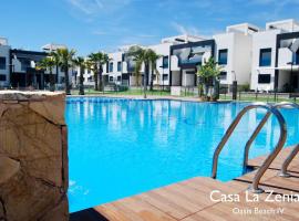 Casa La Zenia，位于奥里韦拉海滩的酒店