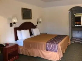 Porter Executive Inn & Suites