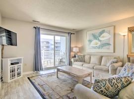 Ocean City Condo with Pool - Steps to Beach!, hotel perto de Sixtyfirst Street Park, Ocean City