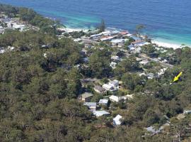 Black Wattle at Hyams Beach, holiday home in Hyams Beach