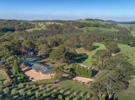 Netley Lodge for 10 Southern Highlands, guest house in Fitzroy