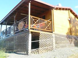 les écolo-gîtes de l'Habitation Laurichesse, hotel em Vieux-Habitants