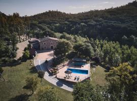 Masia Rural Can Salarichs, Landhaus in Riudarenes