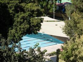 Viesnīca Kfar Maccabiah Business & Sport Hotel pilsētā Ramatgana